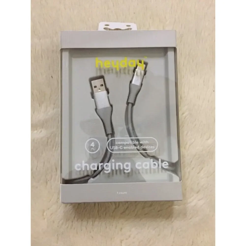 heyday™ 4' USB-C to USB-A Round Cable - Cool Gray/Silver